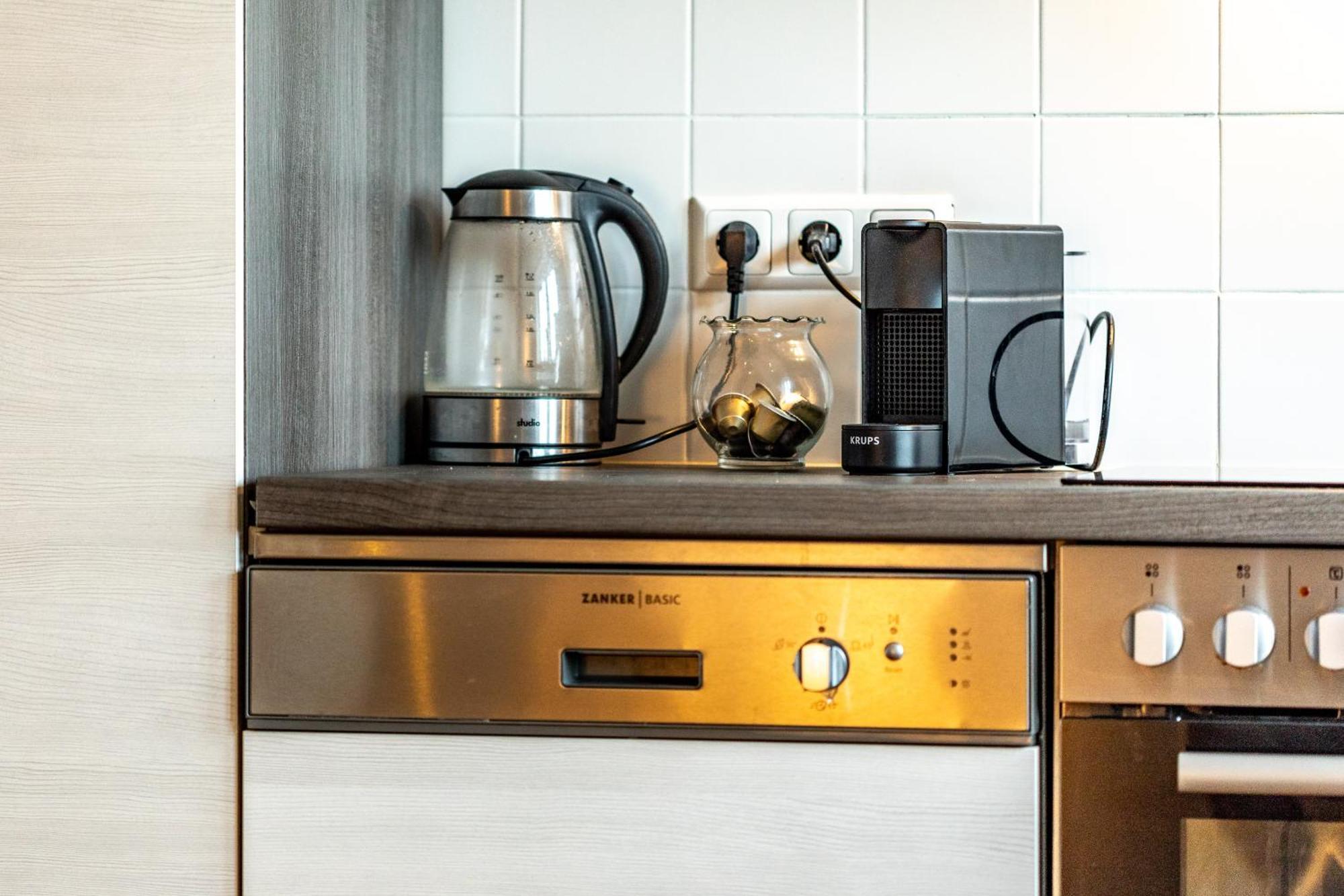 The Hub Vienna By Jr City Apartments Phòng bức ảnh