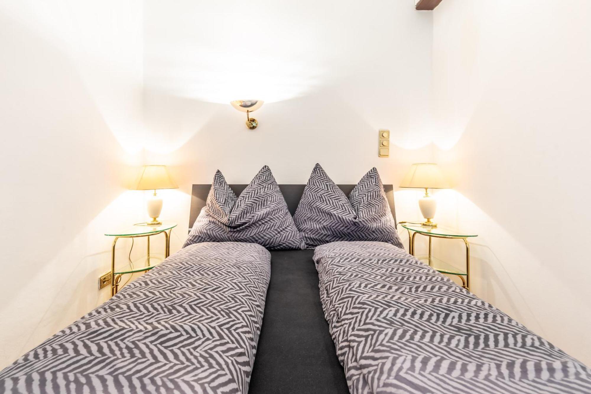 The Hub Vienna By Jr City Apartments Phòng bức ảnh